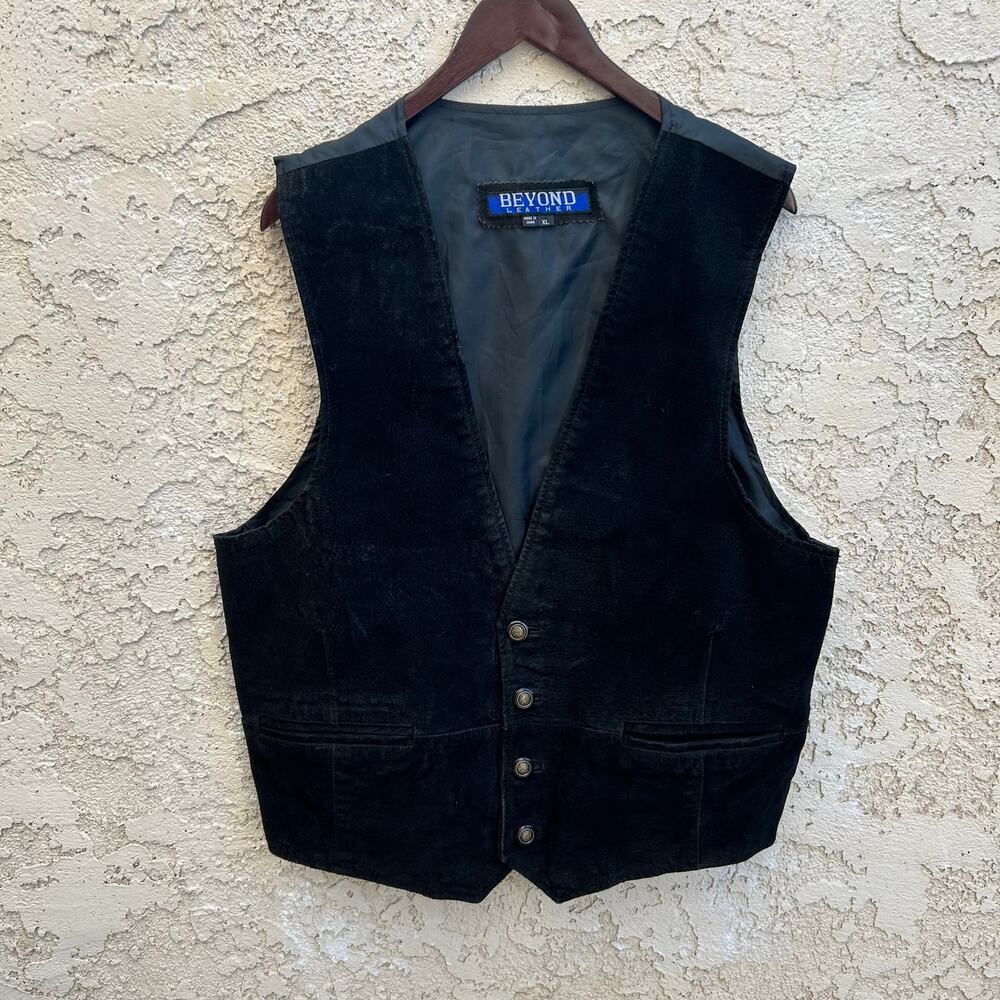 Vintage Beyond Leather Black Leather Vest Size Mens XL